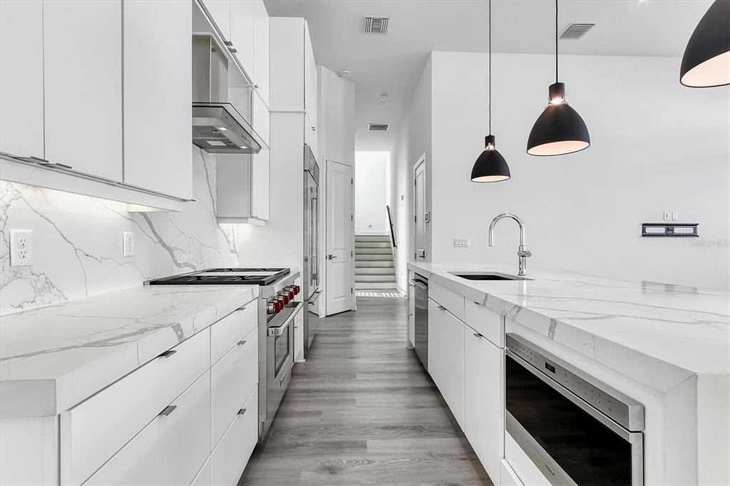 Property listing photo for 503 W Canton AVENUE