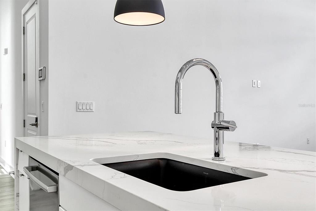 Property listing photo for 503 W Canton AVENUE