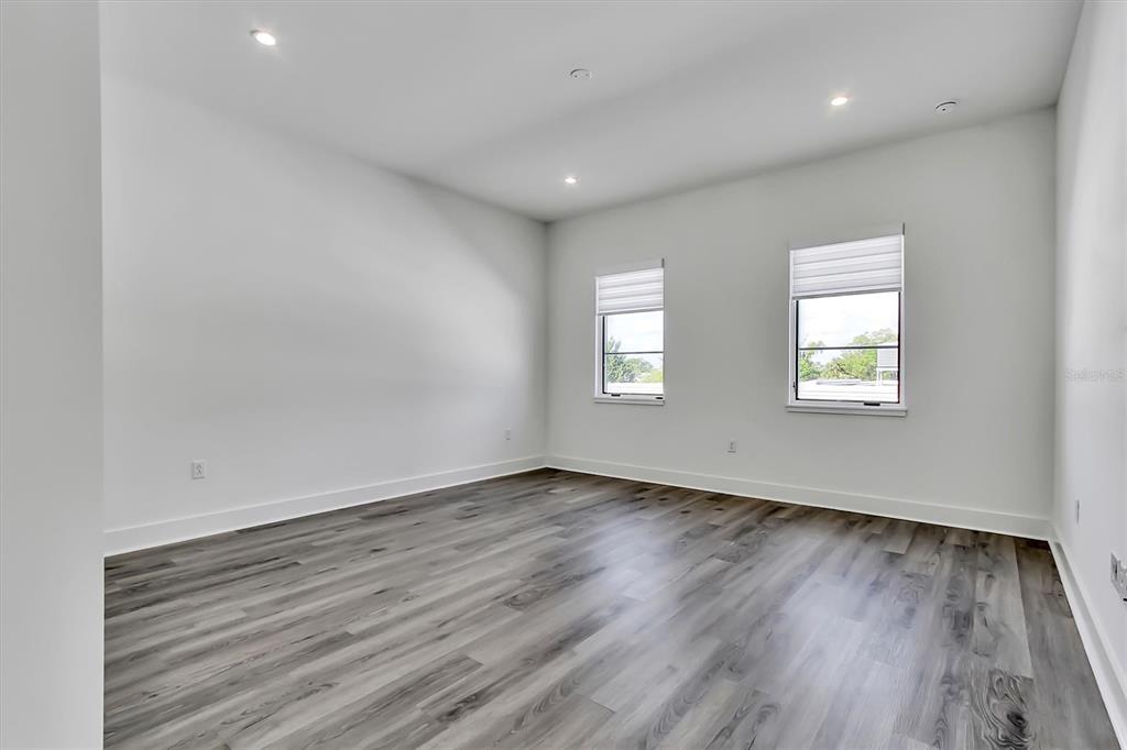 Property listing photo for 503 W Canton AVENUE