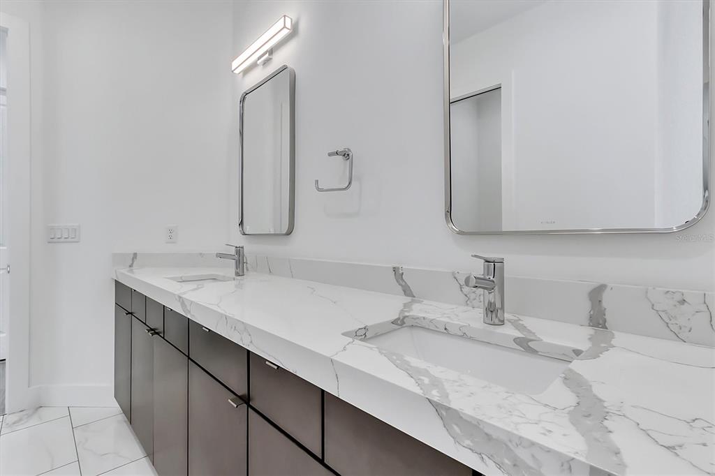 Property listing photo for 503 W Canton AVENUE