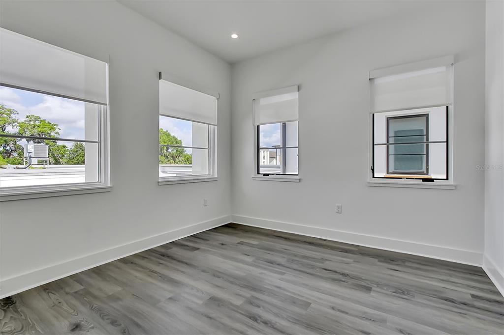 Property listing photo for 503 W Canton AVENUE