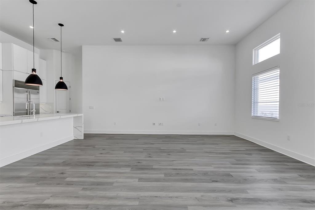 Property listing photo for 503 W Canton AVENUE