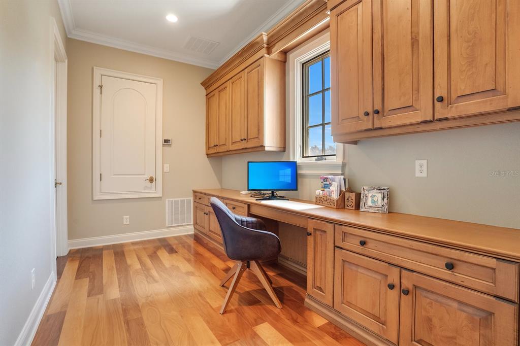 Property listing photo for 2048 Robin ROAD