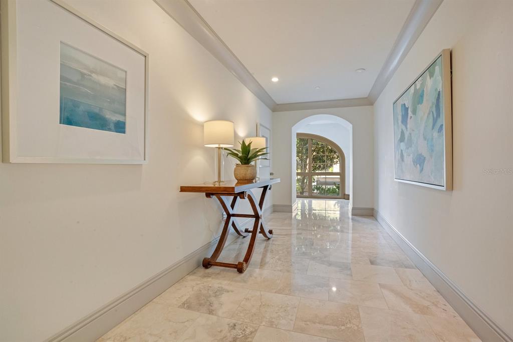 Property listing photo for 300 S Interlachen AVENUE #303