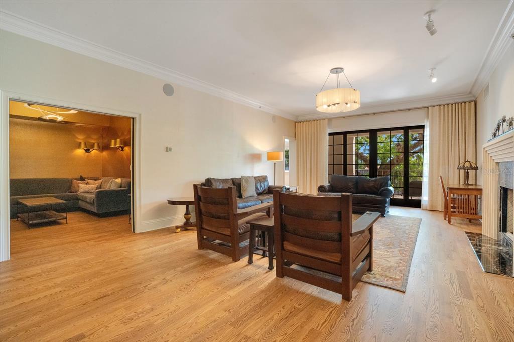 Property listing photo for 300 S Interlachen AVENUE #303
