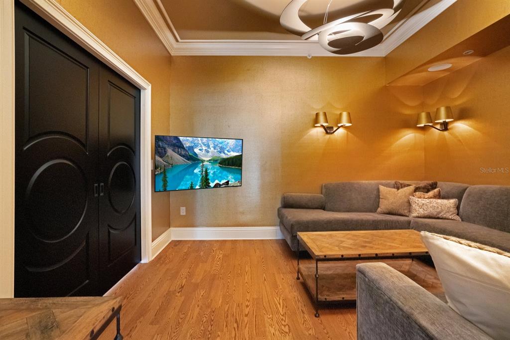 Property listing photo for 300 S Interlachen AVENUE #303