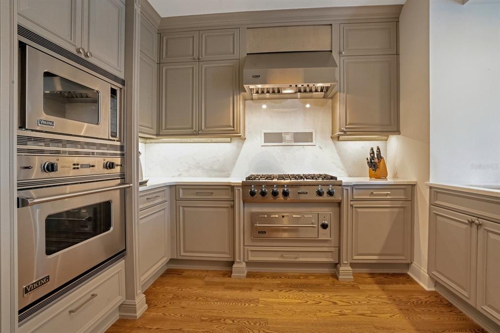 Property listing photo for 300 S Interlachen AVENUE #303