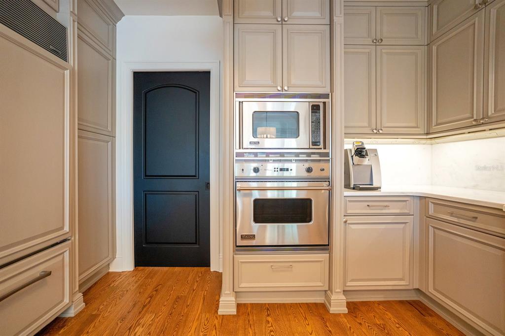 Property listing photo for 300 S Interlachen AVENUE #303