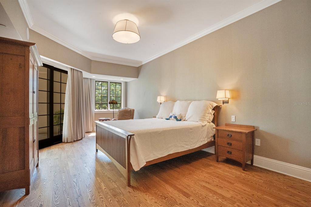 Property listing photo for 300 S Interlachen AVENUE #303