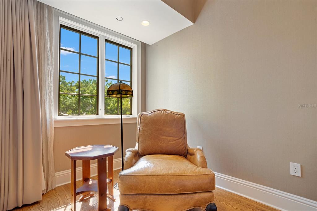 Property listing photo for 300 S Interlachen AVENUE #303