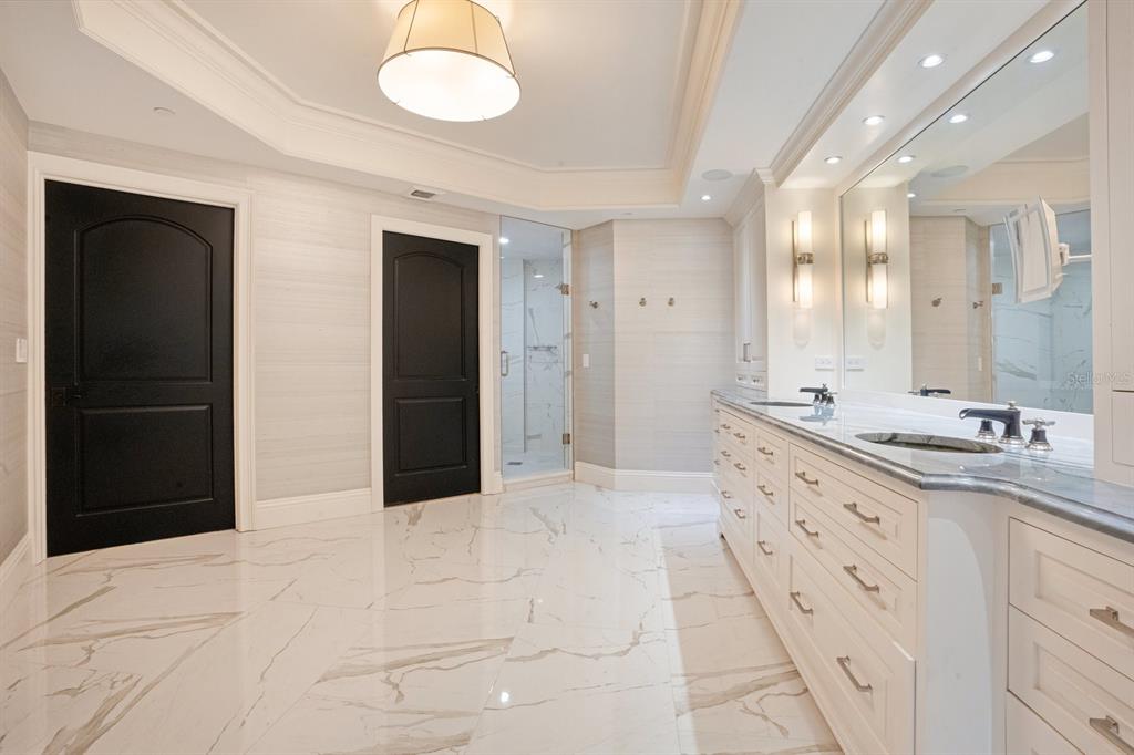 Property listing photo for 300 S Interlachen AVENUE #303