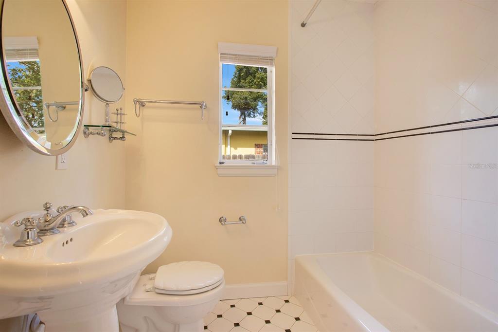 Property listing photo for 772 Maryland AVENUE