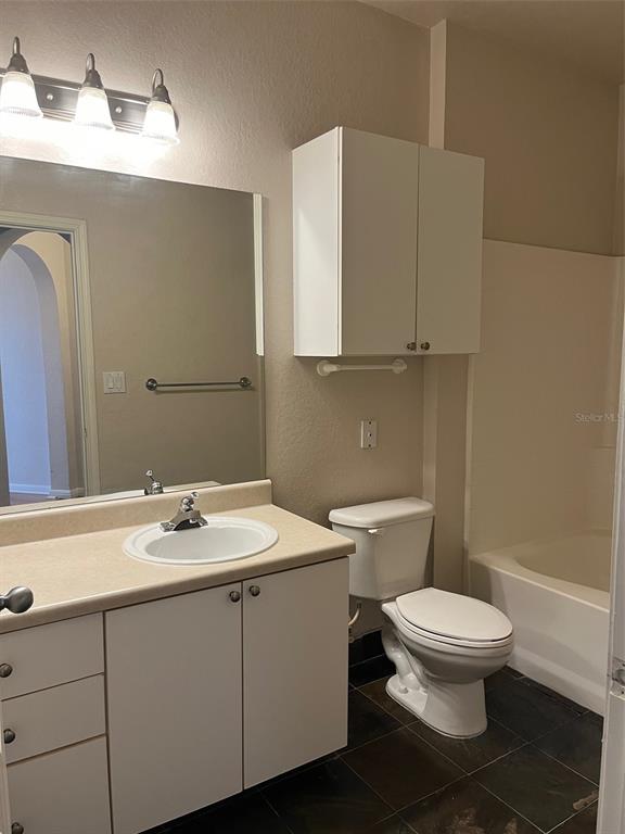 Property listing photo for 911 N Orange AVENUE #526