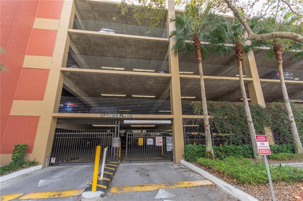 Property listing photo for 911 N Orange AVENUE #526