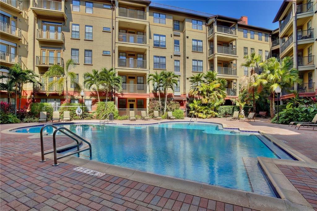 Property listing photo for 911 N Orange AVENUE #526