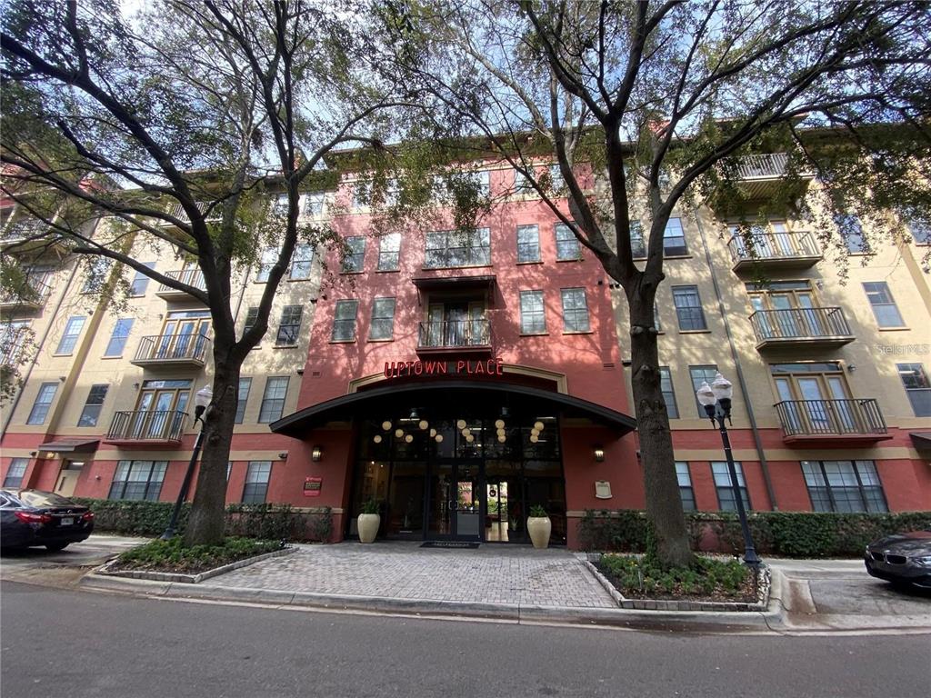 Property listing photo for 911 N Orange AVENUE #526