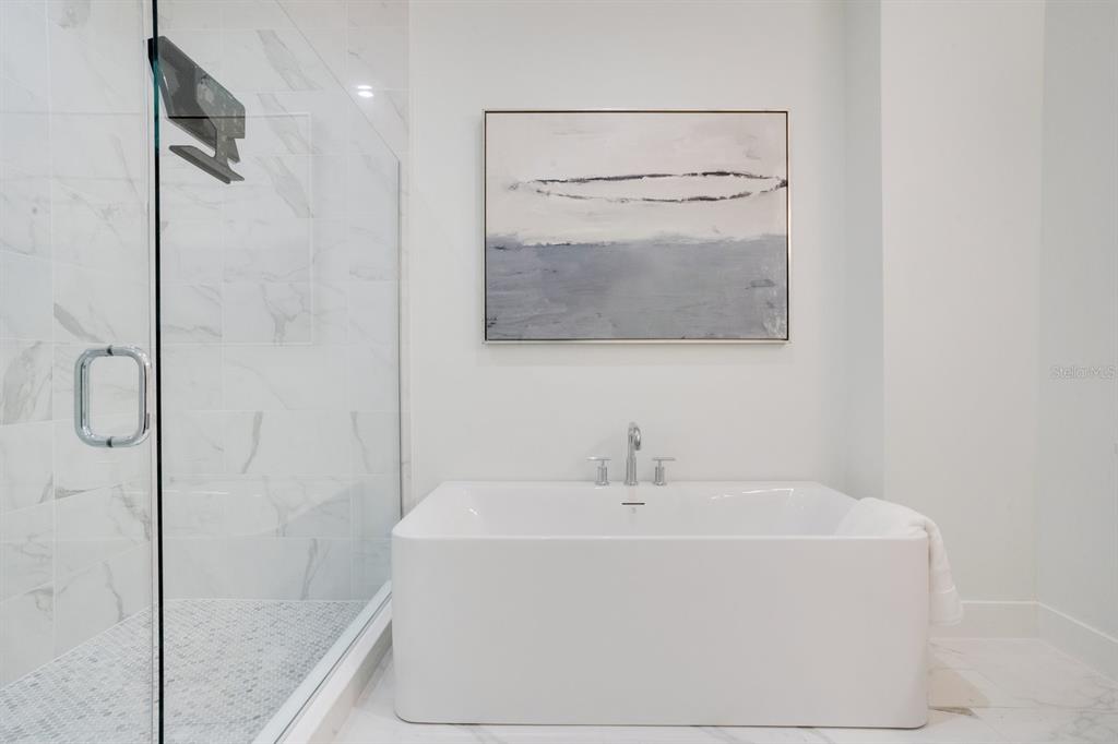 Property listing photo for 504 W Swoope AVENUE