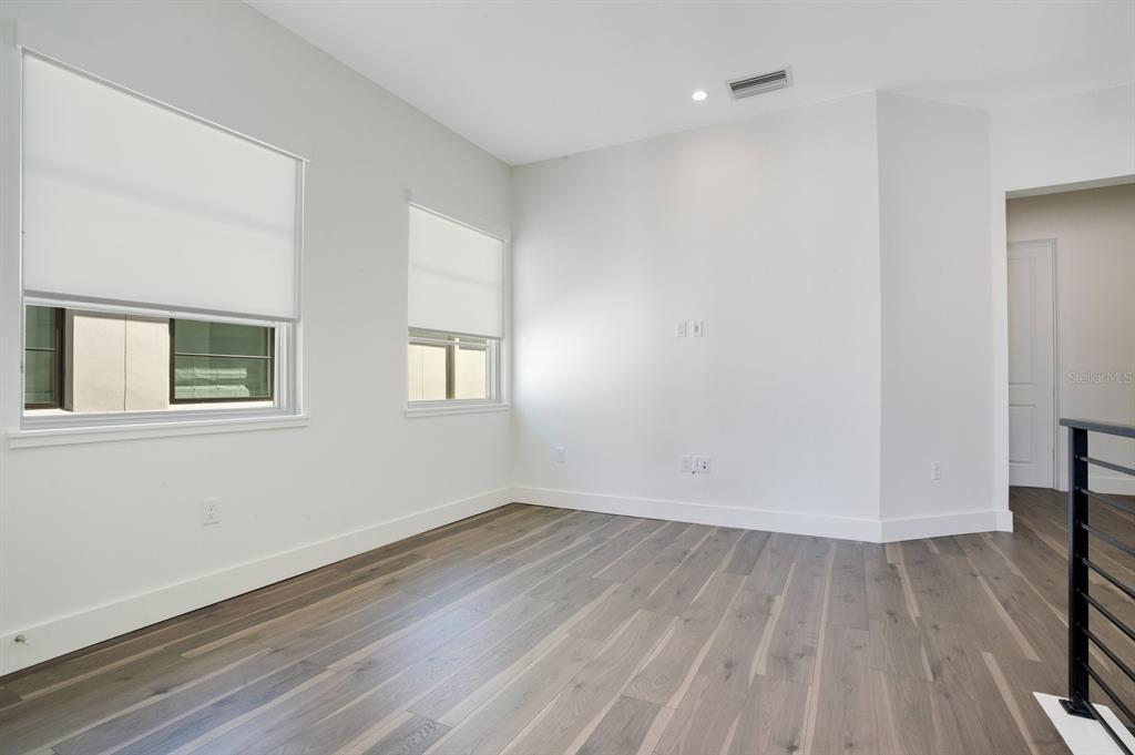 Property listing photo for 504 W Swoope AVENUE