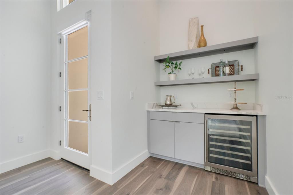 Property listing photo for 504 W Swoope AVENUE