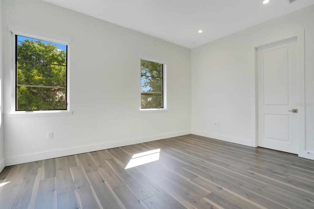 Property listing photo for 504 W Swoope AVENUE
