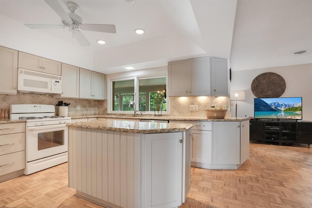 Property listing photo for 444 Lakewood DRIVE