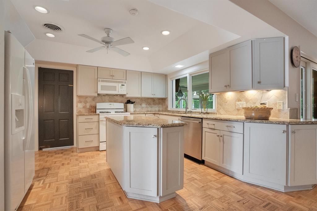 Property listing photo for 444 Lakewood DRIVE