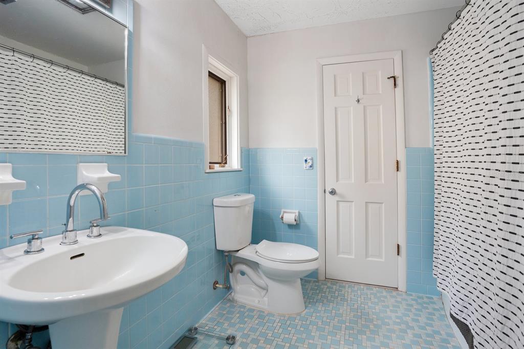 Property listing photo for 444 Lakewood DRIVE