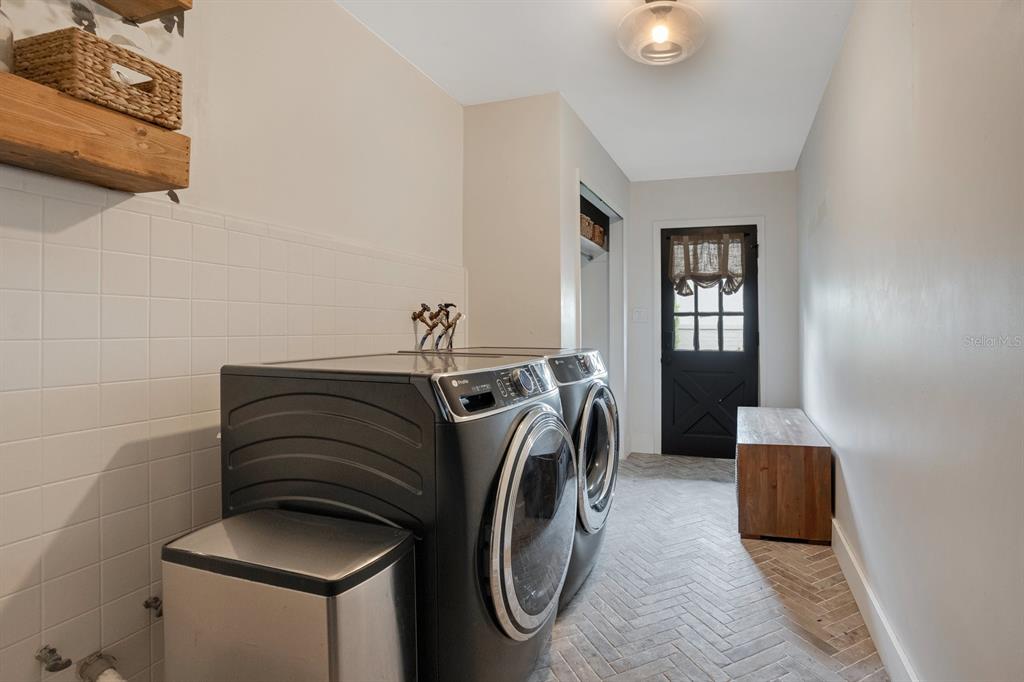 Property listing photo for 444 Lakewood DRIVE