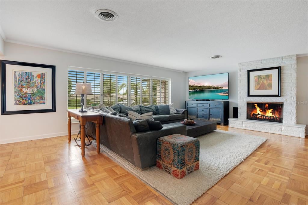 Property listing photo for 444 Lakewood DRIVE