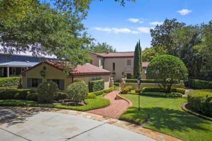 more about 500 N Interlachen AVENUE