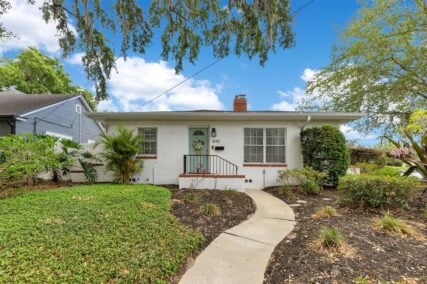 more about 1845 DELANEY AVENUE