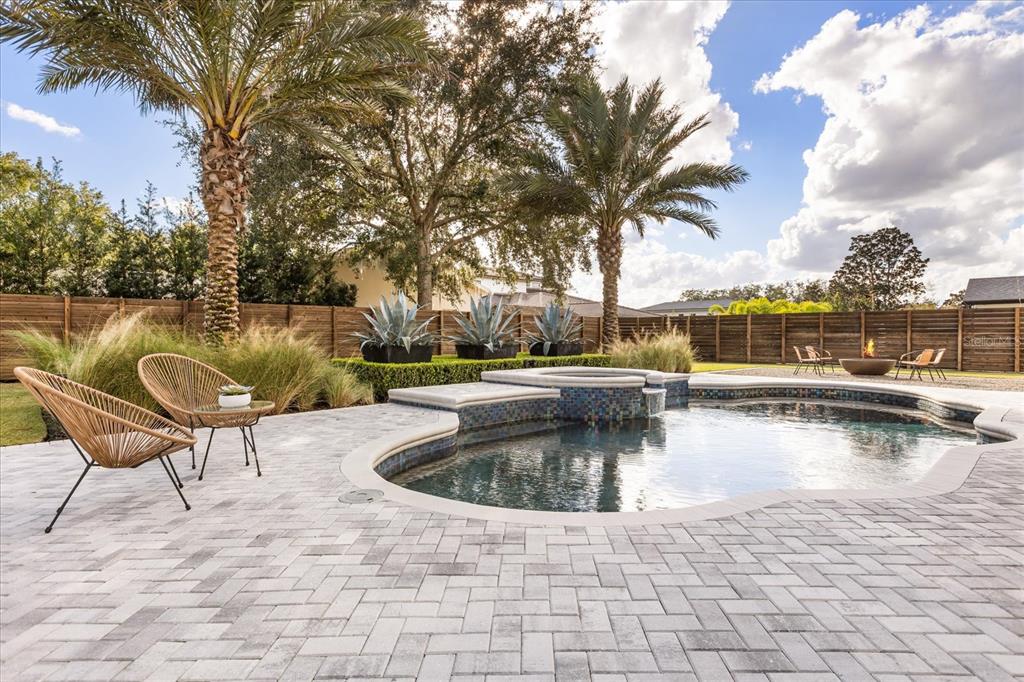 Property listing photo for 948 POINCIANA LANE