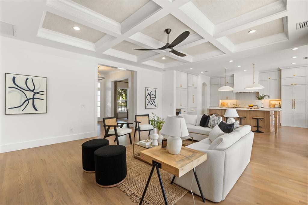 Property listing photo for 948 POINCIANA LANE