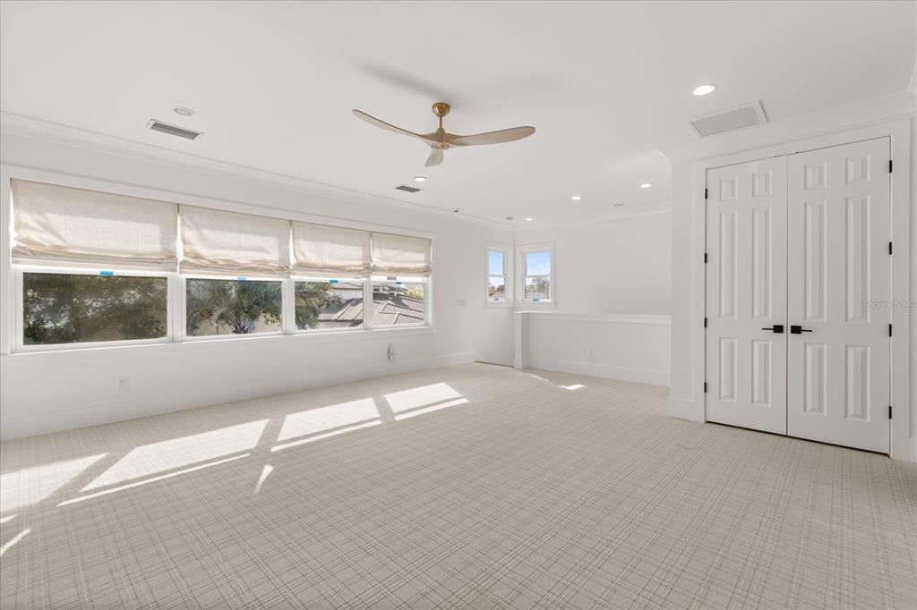Property listing photo for 948 POINCIANA LANE