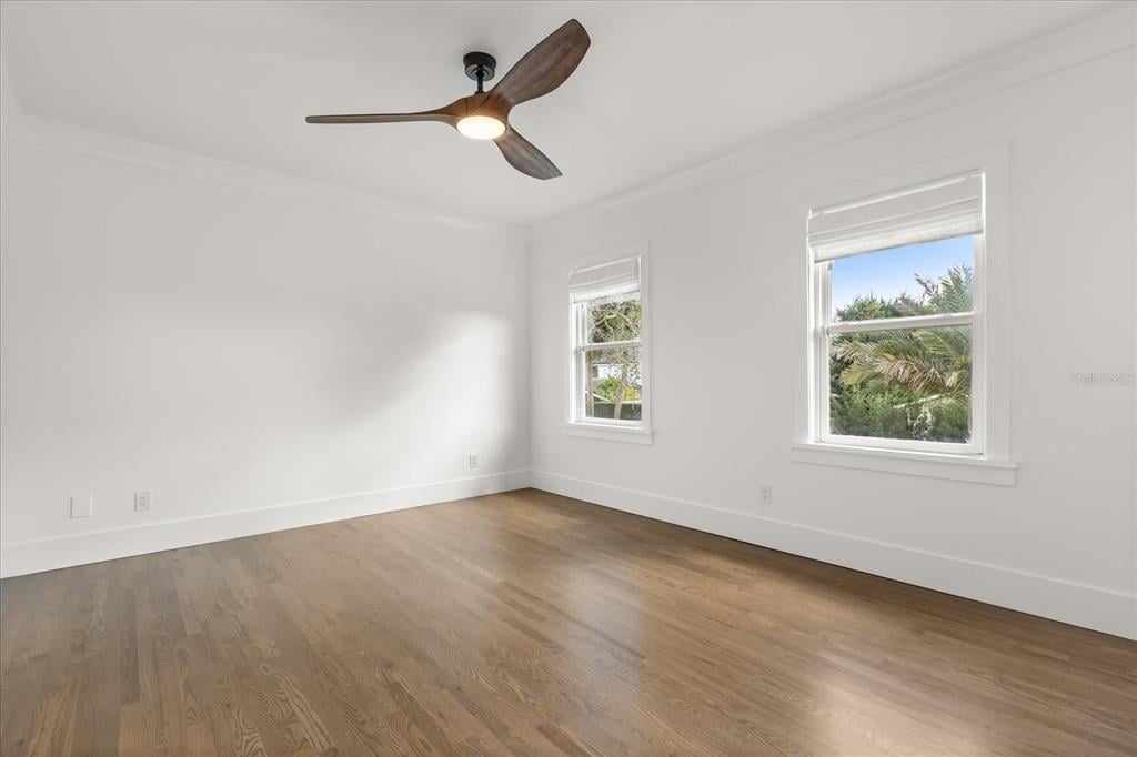 Property listing photo for 948 POINCIANA LANE