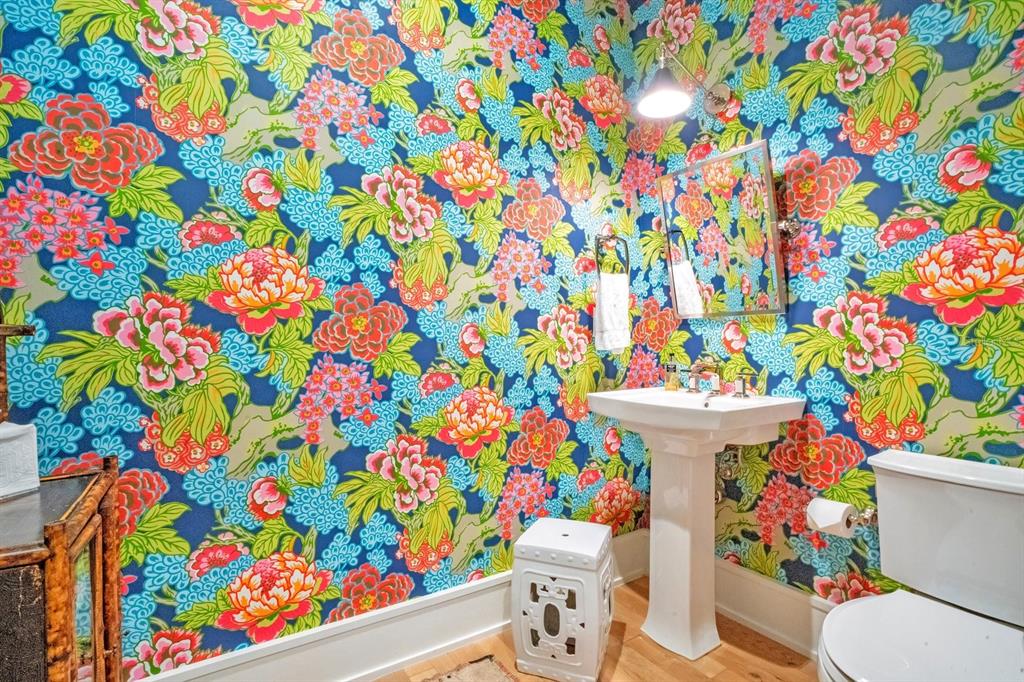 Property listing photo for 650 DIXIE PARKWAY
