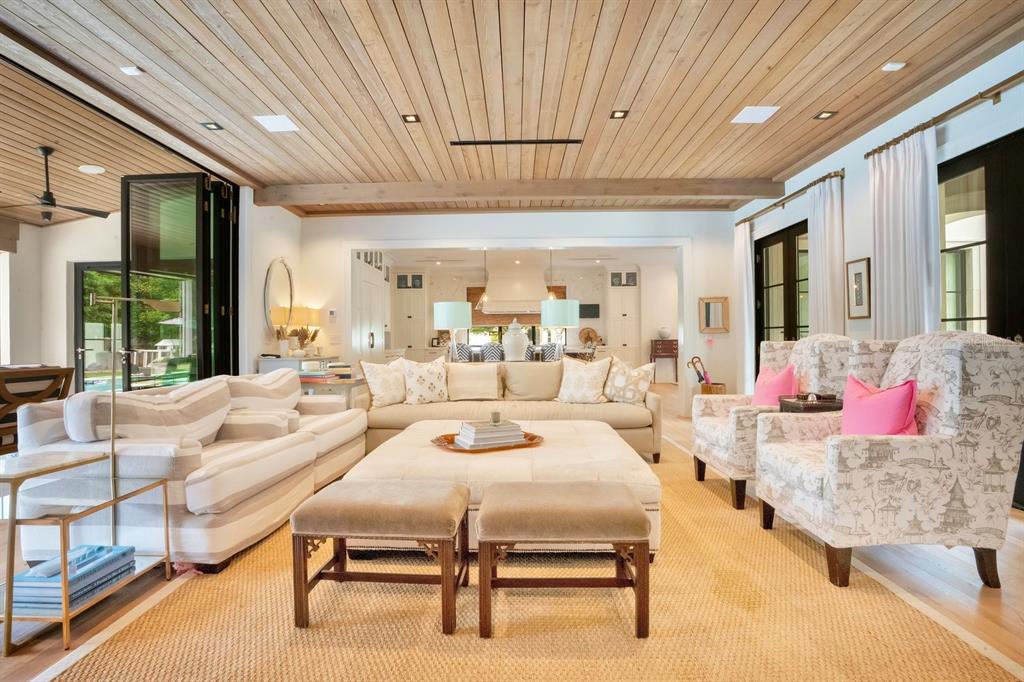 Property listing photo for 650 DIXIE PARKWAY