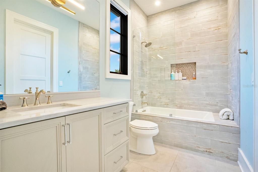 Property listing photo for 650 DIXIE PARKWAY