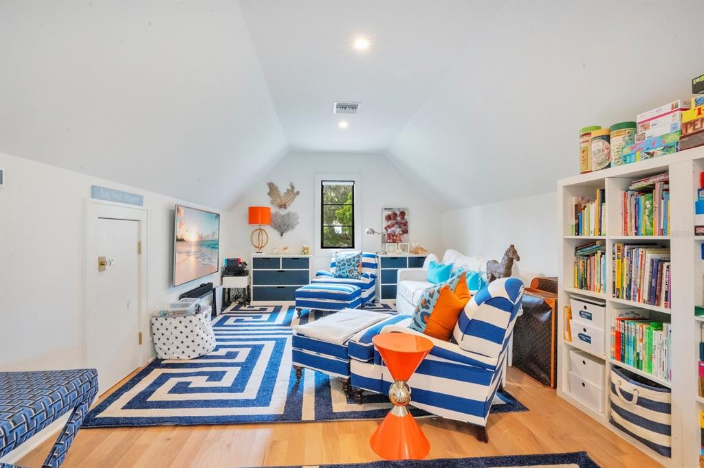Property listing photo for 650 DIXIE PARKWAY