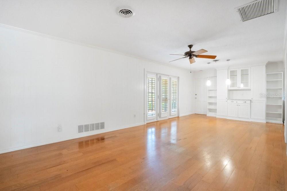 Property listing photo for 1501 LYNDALE BOULEVARD