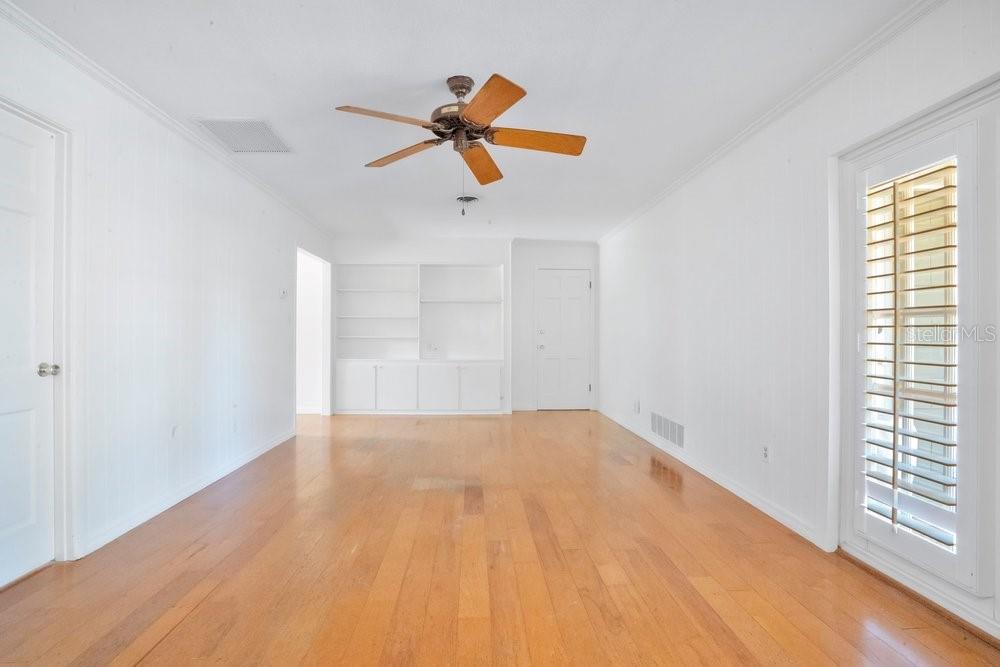 Property listing photo for 1501 LYNDALE BOULEVARD