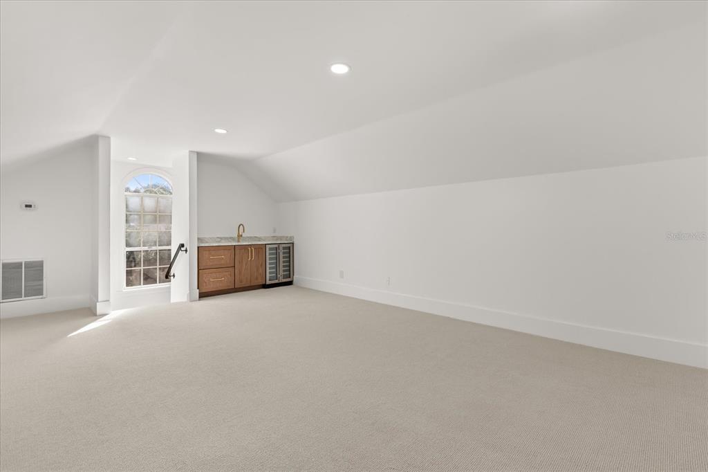 Property listing photo for 948 POINCIANA LANE