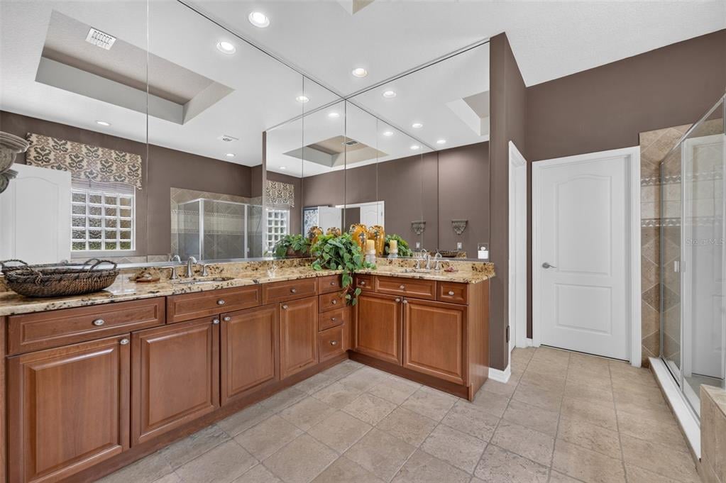 Property listing photo for 12580 CRAGSIDE LANE