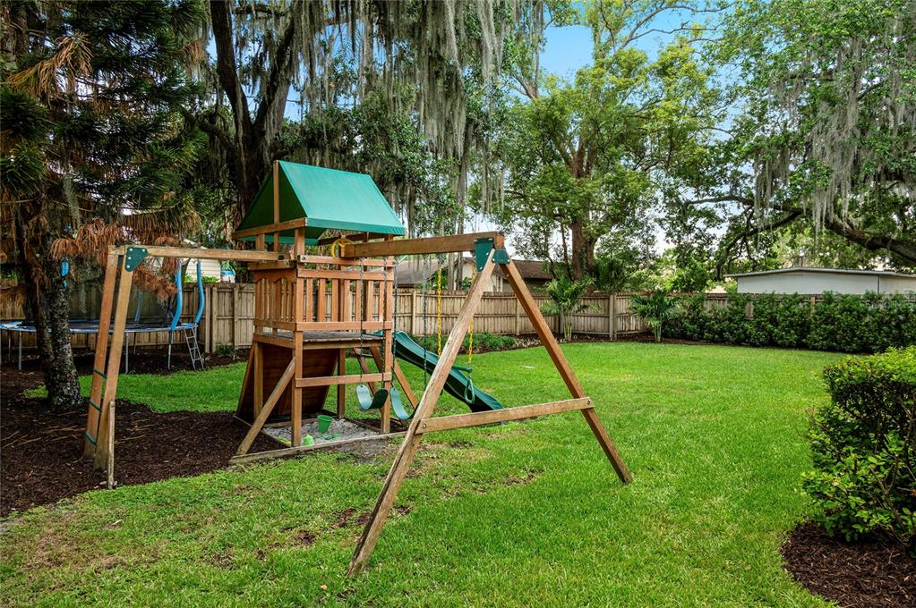Property listing photo for 1438 W HARVARD STREET