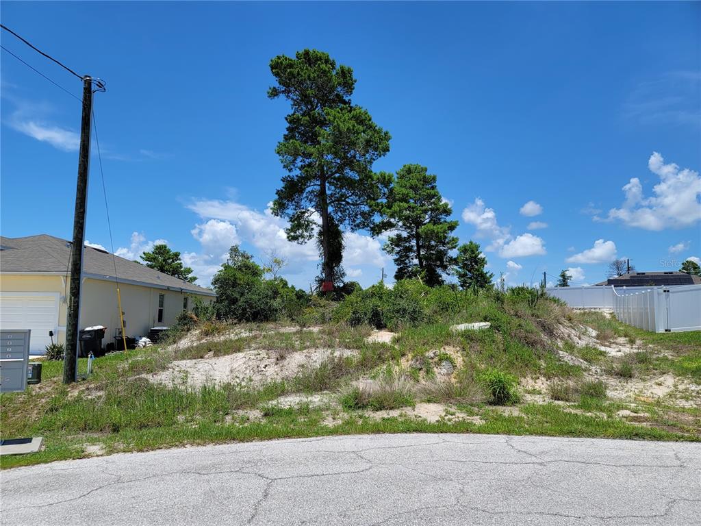 Property listing photo for 10 SWEET PEA CIRCLE