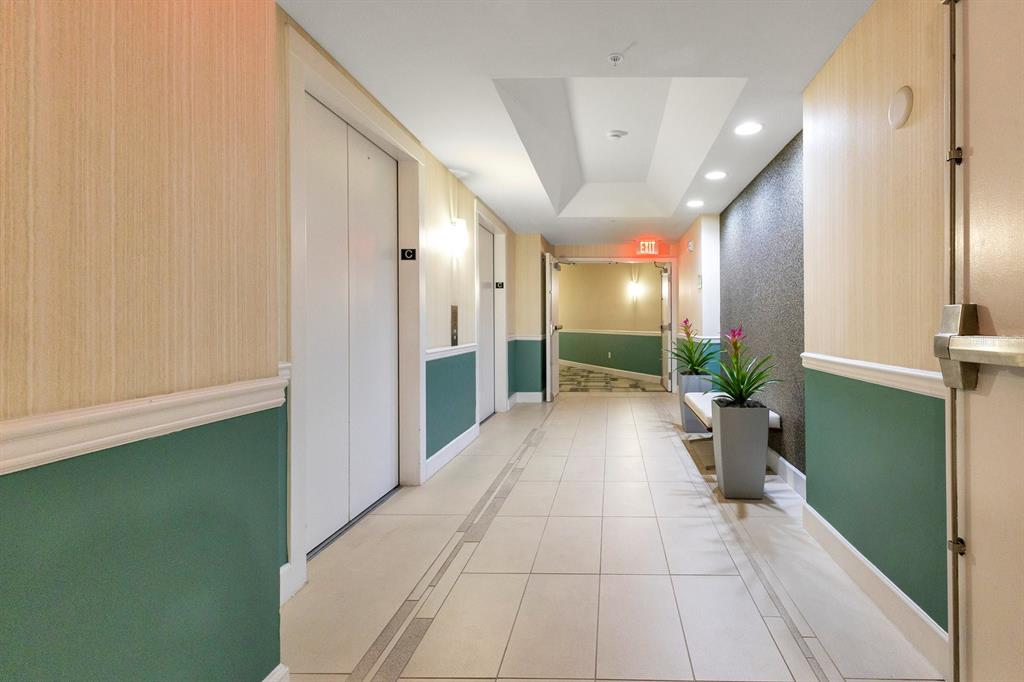 Property listing photo for 322 E CENTRAL BOULEVARD #1008
