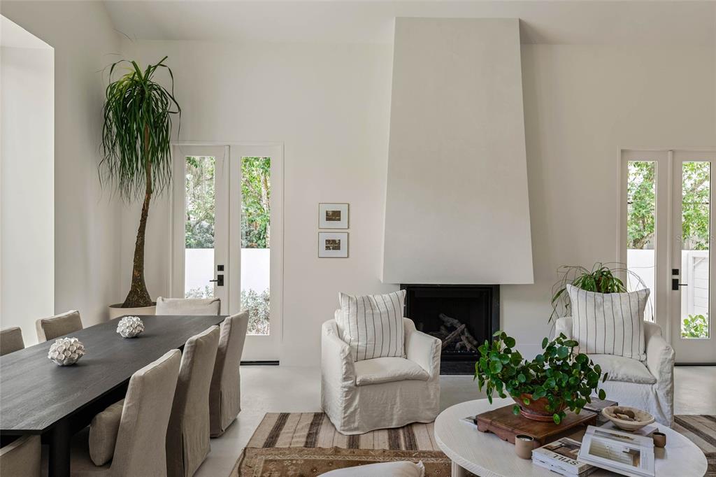 Property listing photo for 1150 VIA SALERNO