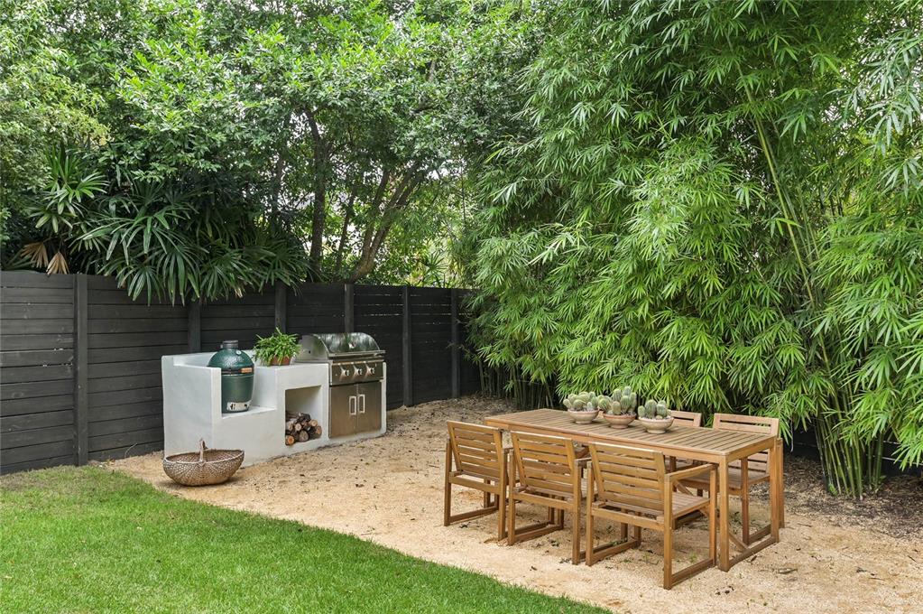 Property listing photo for 1150 VIA SALERNO