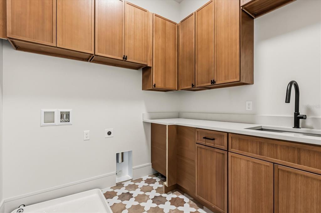Property listing photo for 607 ELLEN DRIVE
