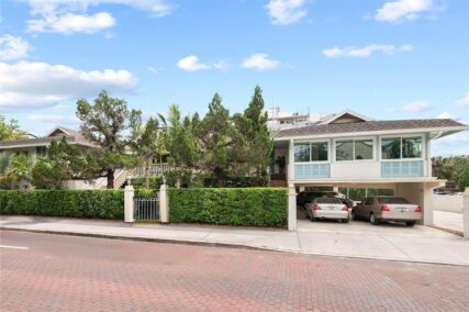 more about 101 S INTERLACHEN AVENUE #104
